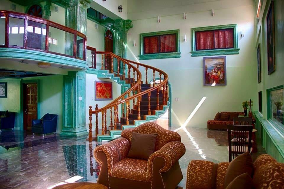 Luxus Residencia De Baler Hotel Екстериор снимка